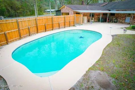 8063 Sycamore Lane W Jacksonville FL 32219