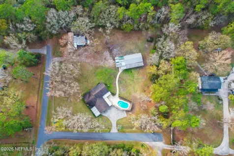 8063 Sycamore Lane W Jacksonville FL 32219