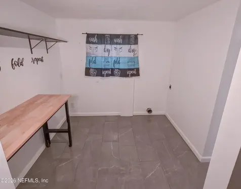8063 Sycamore Lane W Jacksonville FL 32219