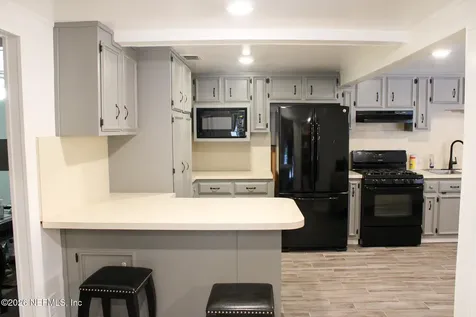 8063 Sycamore Lane W Jacksonville FL 32219