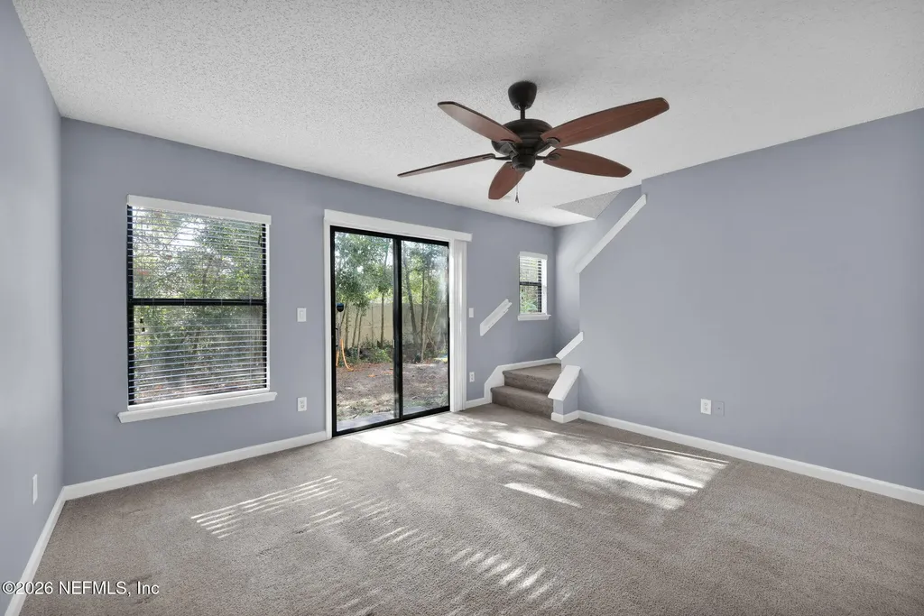 7764 Playschool Lane Jacksonville FL 32210