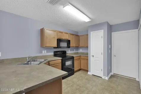 7764 Playschool Lane Jacksonville FL 32210