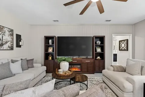 688 Sycamore Way Orange Park FL 32073
