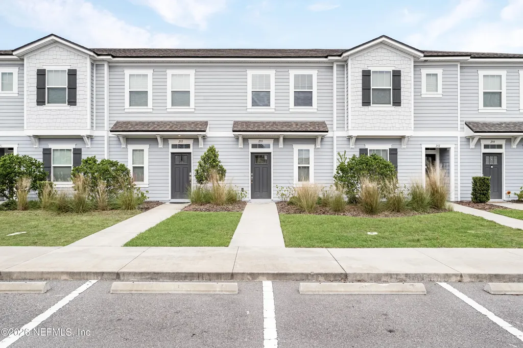 255 Annies Place Jacksonville FL 32218