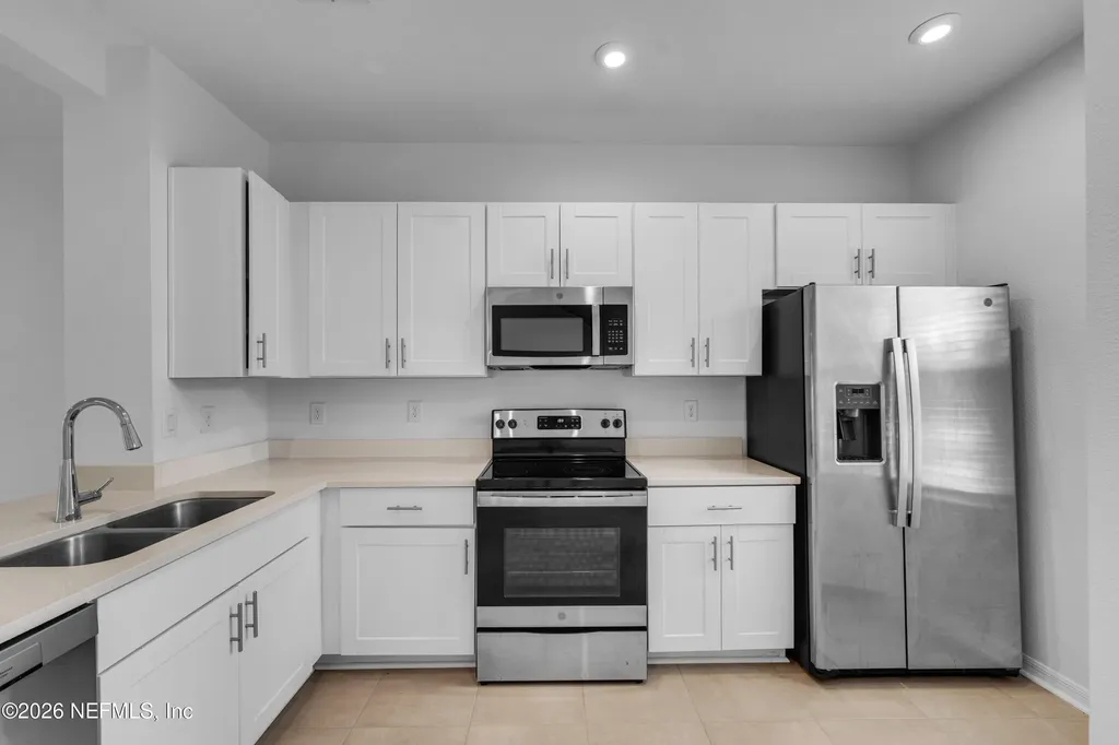 255 Annies Place Jacksonville FL 32218