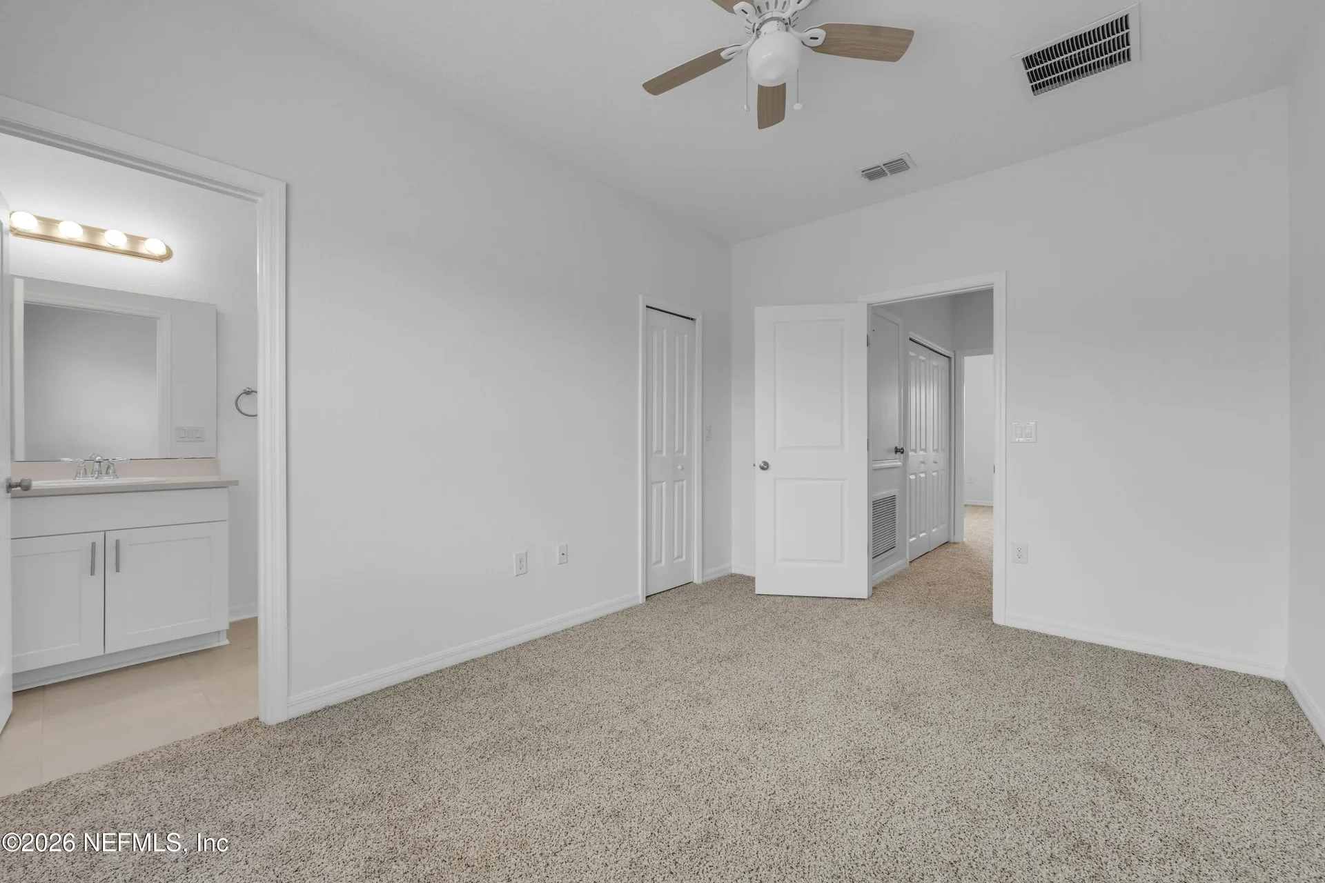 255 Annies Place Jacksonville FL 32218