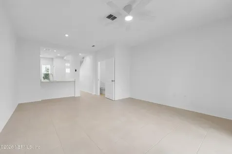 255 Annies Place Jacksonville FL 32218