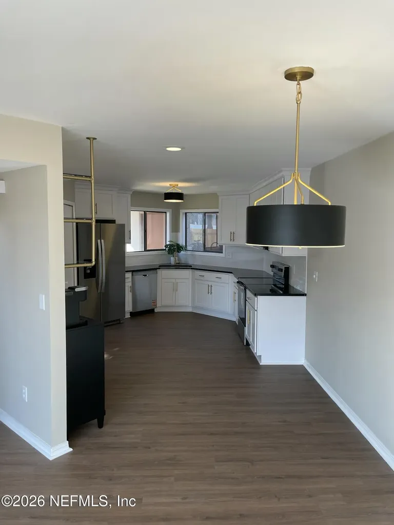 1159 E Romaine Circle E Jacksonville FL 32225