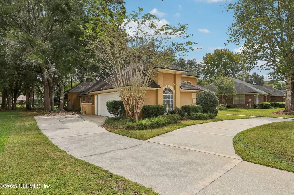 2674 Country Club Boulevard Orange Park FL 32073