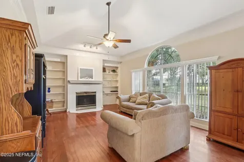 2674 Country Club Boulevard Orange Park FL 32073