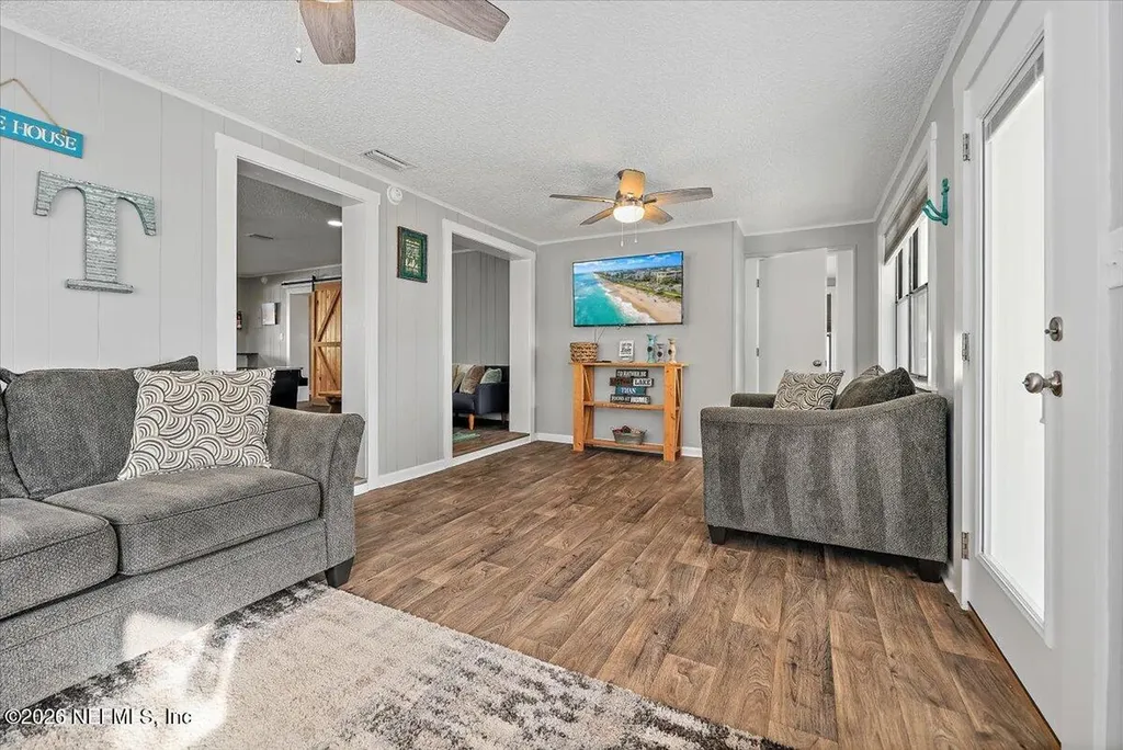 567 W Hillsborough Avenue Florahome FL 32140