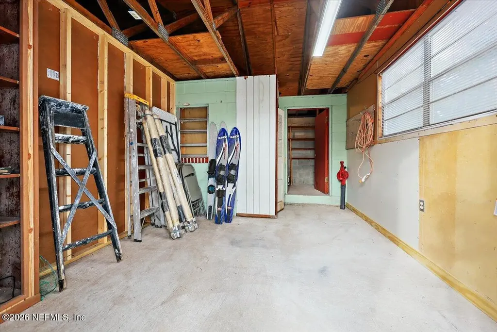 567 W Hillsborough Avenue Florahome FL 32140