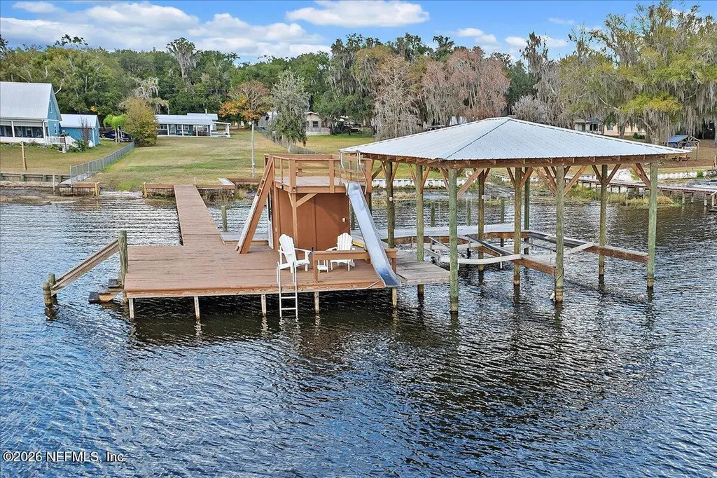 567 W Hillsborough Avenue Florahome FL 32140