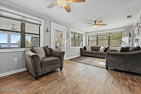 567 W Hillsborough Avenue Florahome FL 32140