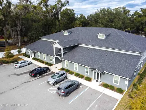 806 Oak Street Green Cove Springs FL 32043