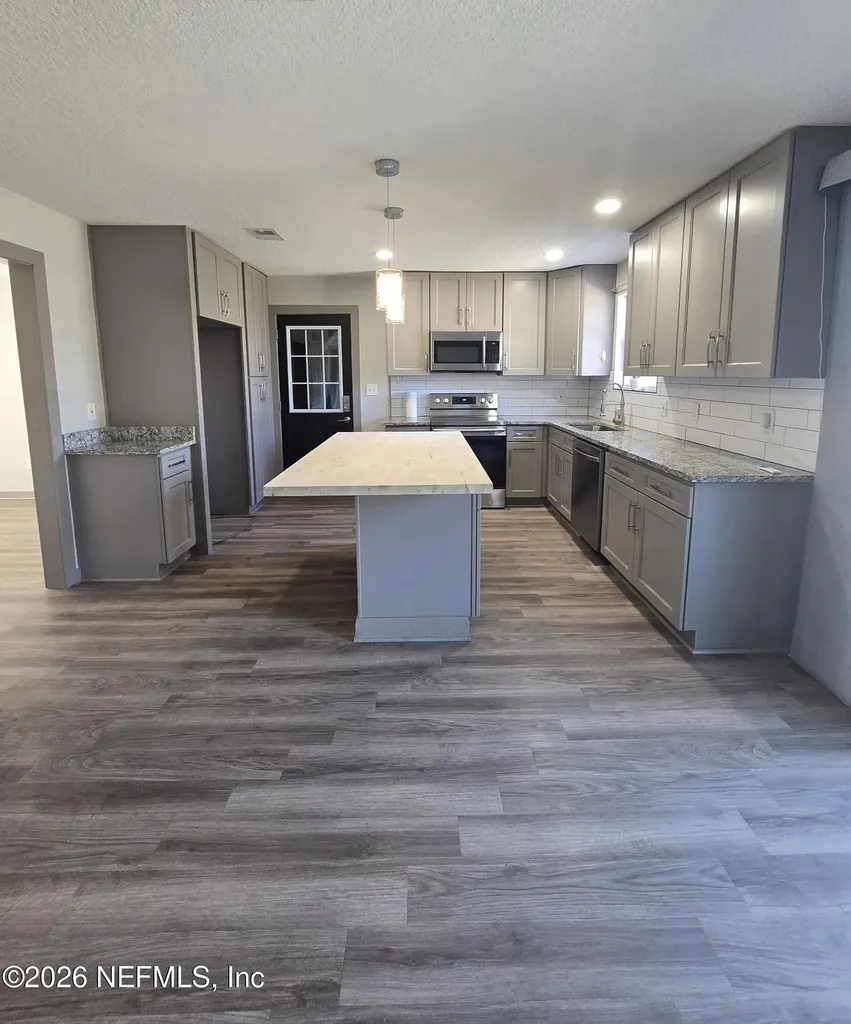 7239 White Birch Drive Jacksonville FL 32277