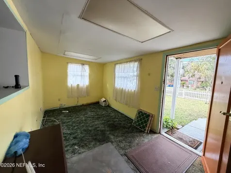 7952 Hare Avenue Jacksonville FL 32211