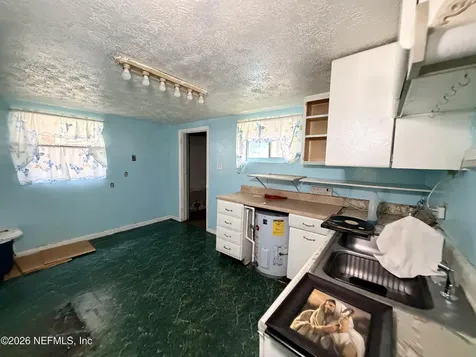 7952 Hare Avenue Jacksonville FL 32211