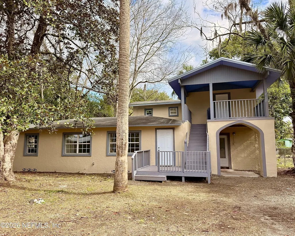 821 NE 22nd Terrace Gainesville FL 32641