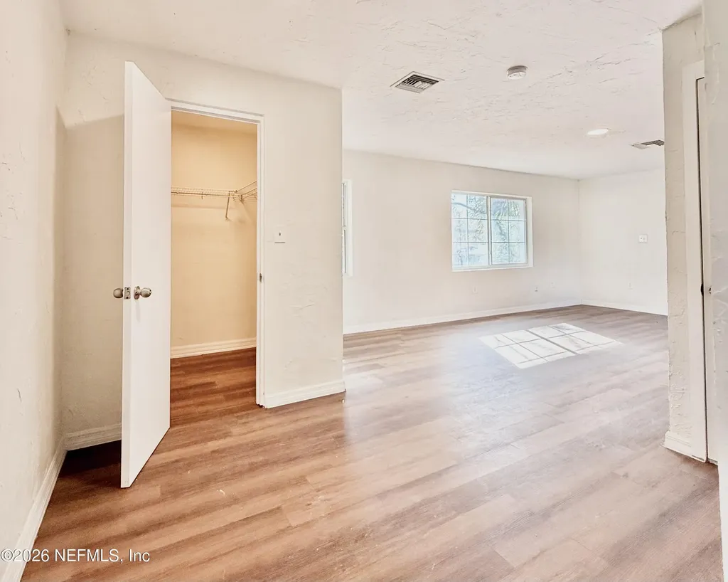 821 NE 22nd Terrace Gainesville FL 32641