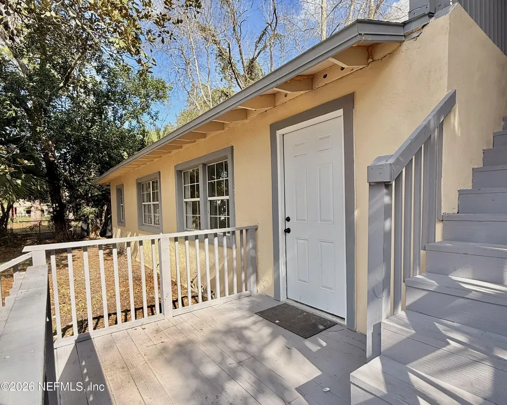 821 NE 22nd Terrace Gainesville FL 32641