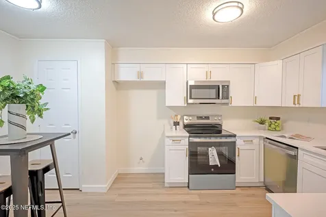 1901 Wood Hill Place Jacksonville FL 32256