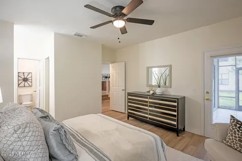 1901 Wood Hill Place Jacksonville FL 32256