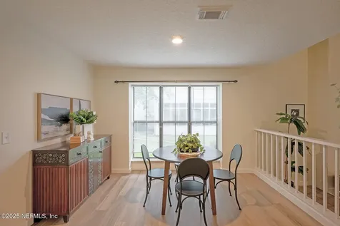 1901 Wood Hill Place Jacksonville FL 32256