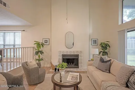 1901 Wood Hill Place Jacksonville FL 32256