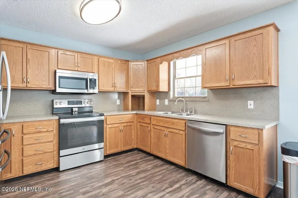 44152 Swallowfork Avenue Callahan FL 32011