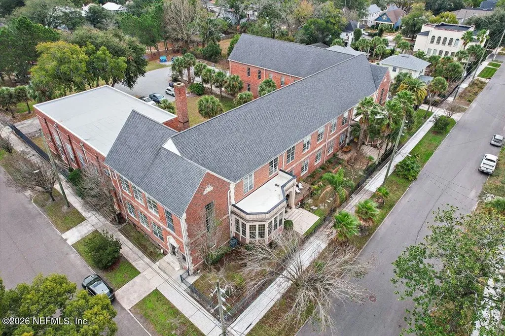 1951 N Market Street Jacksonville FL 32206