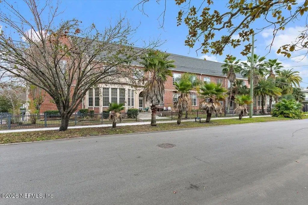 1951 N Market Street Jacksonville FL 32206