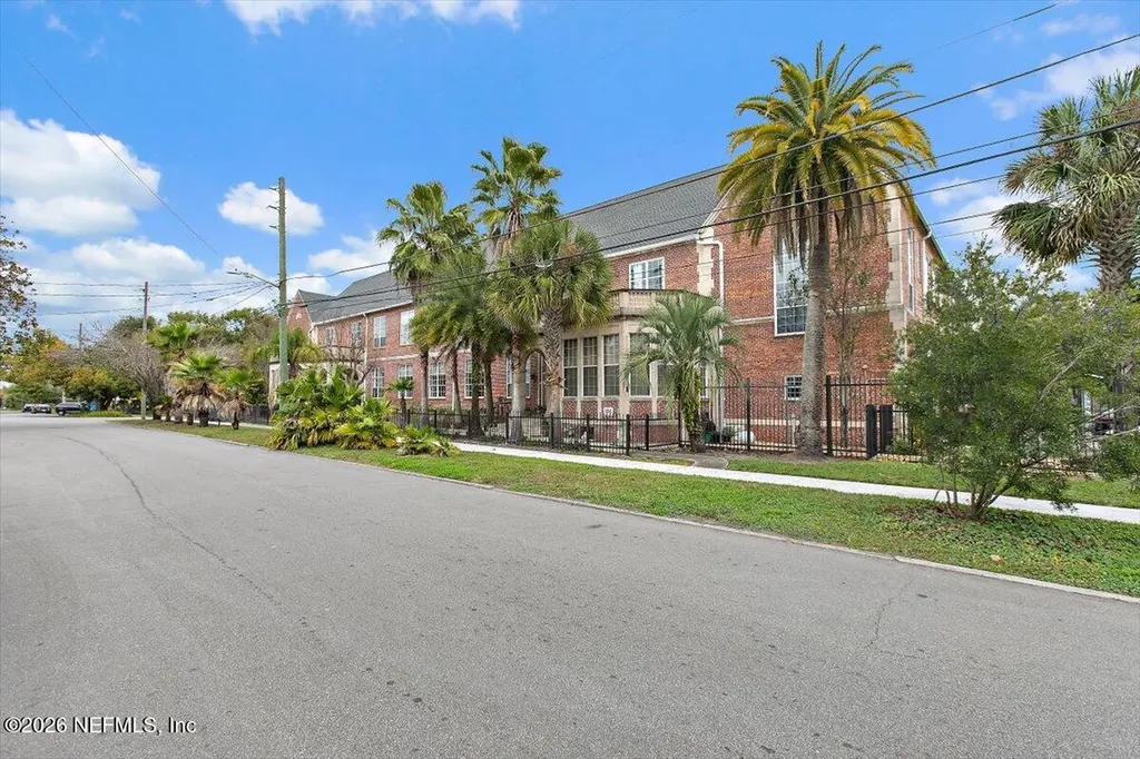 1951 N Market Street Jacksonville FL 32206