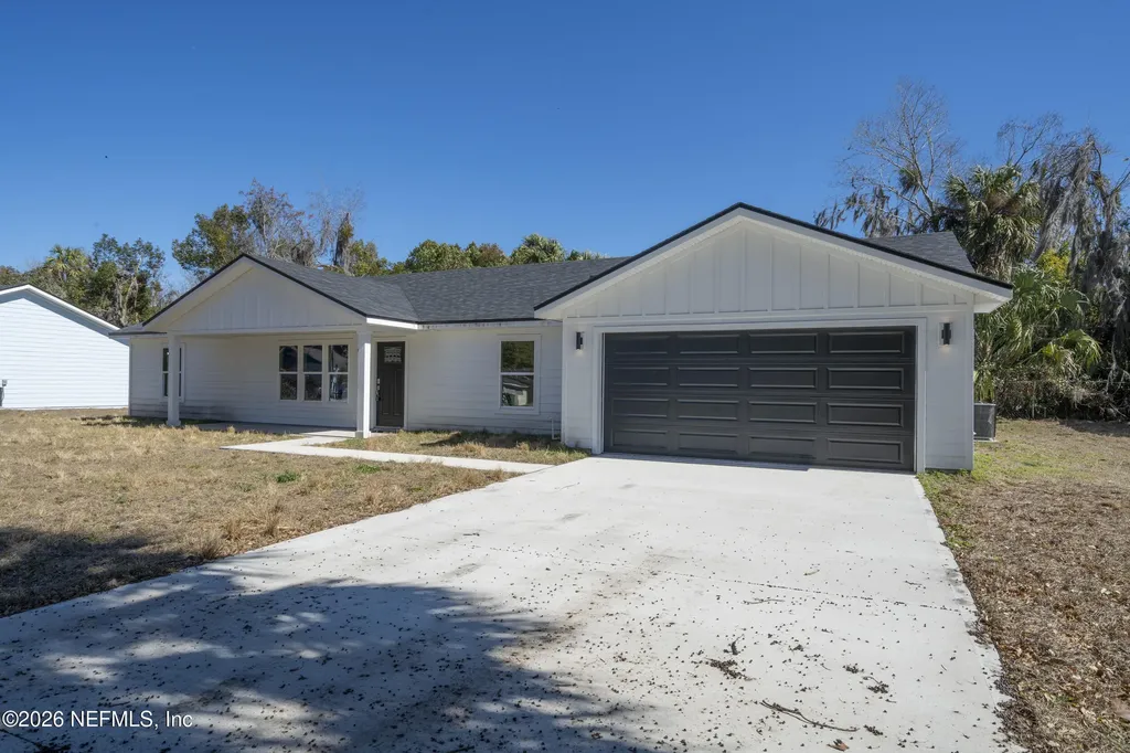 911 N 14th Street Palatka FL 32177