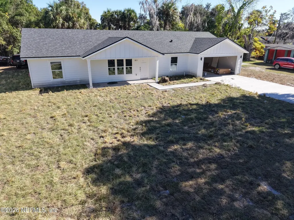 911 N 14th Street Palatka FL 32177