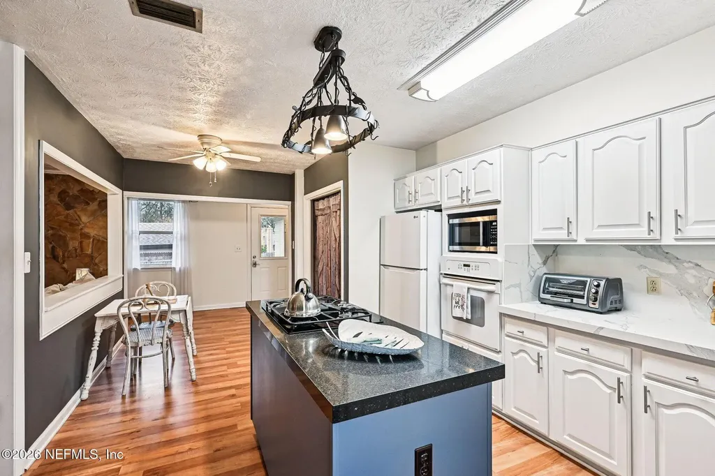 2232 W Hidden Waters Drive Green Cove Springs FL 32043