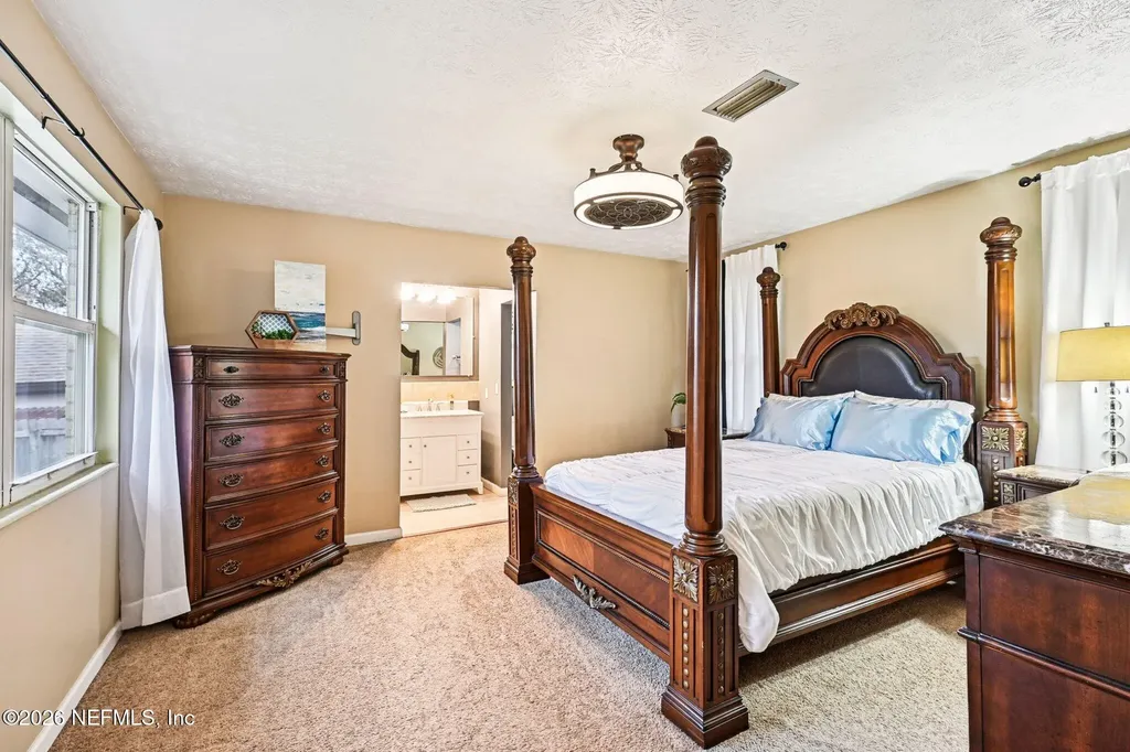 2232 W Hidden Waters Drive Green Cove Springs FL 32043