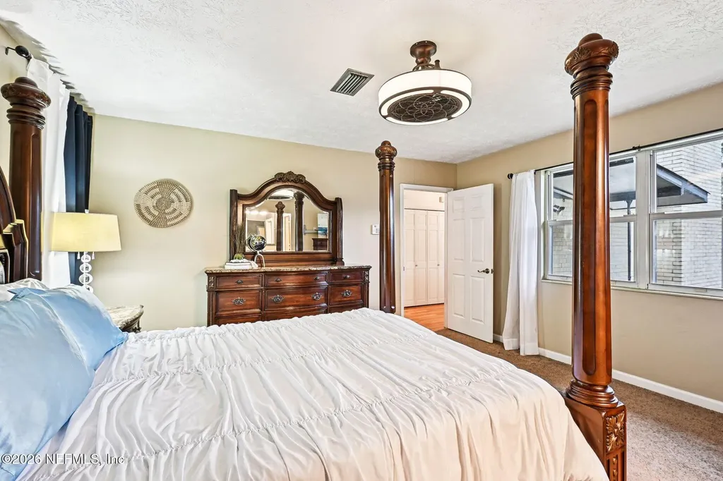 2232 W Hidden Waters Drive Green Cove Springs FL 32043