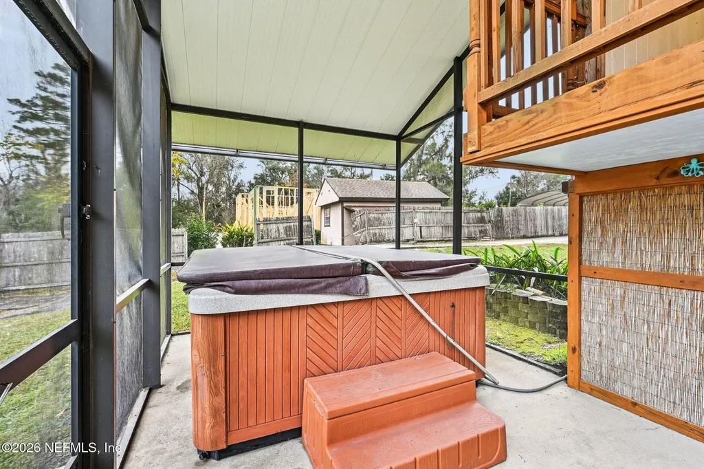 2232 W Hidden Waters Drive Green Cove Springs FL 32043