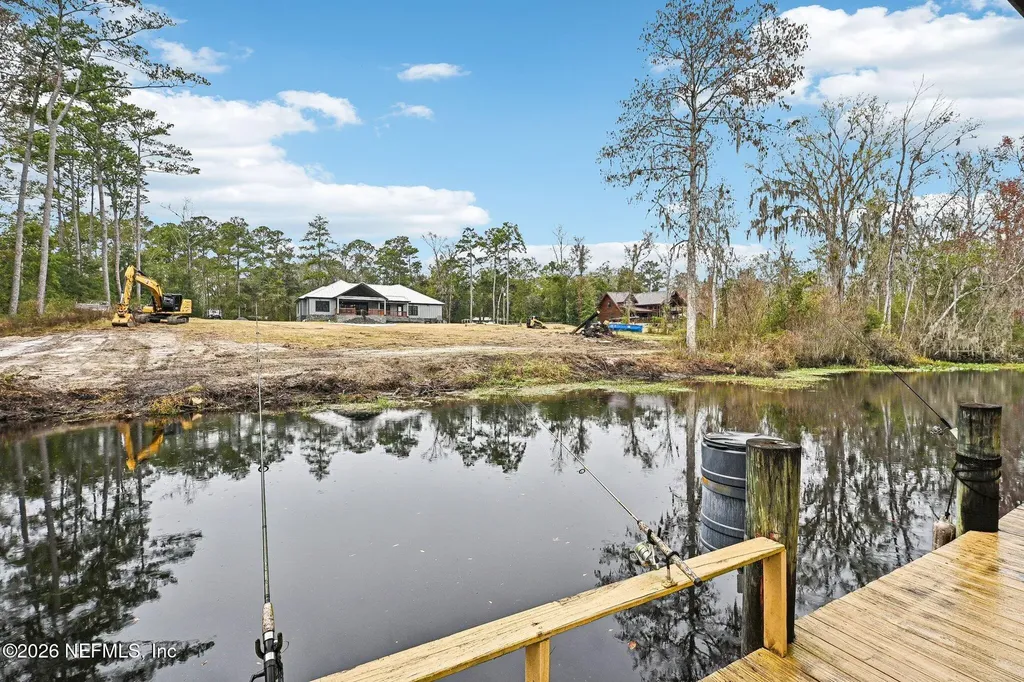 2232 W Hidden Waters Drive Green Cove Springs FL 32043