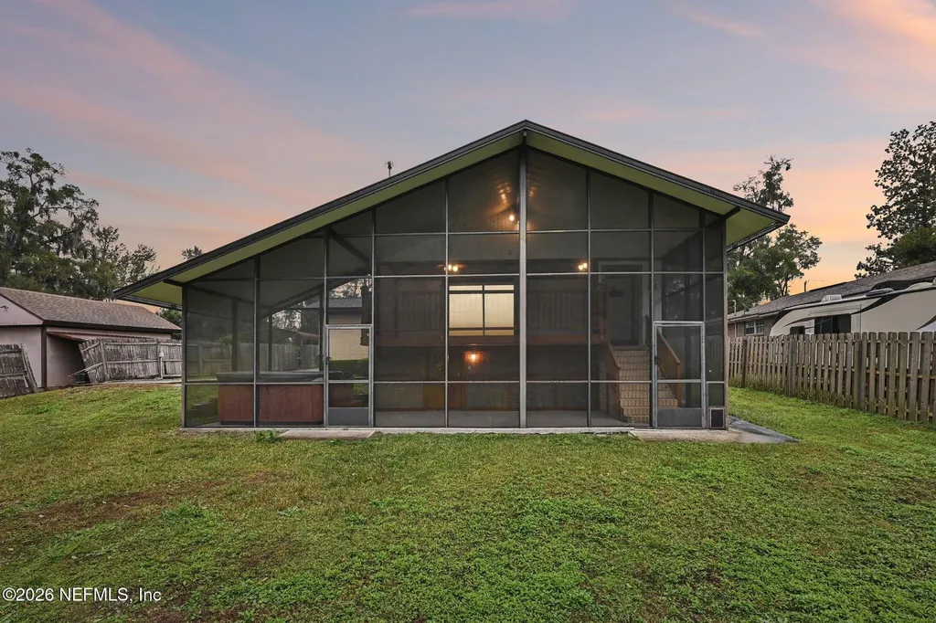 2232 W Hidden Waters Drive Green Cove Springs FL 32043