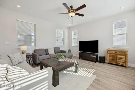 676 Palmetto Place Yulee FL 32097