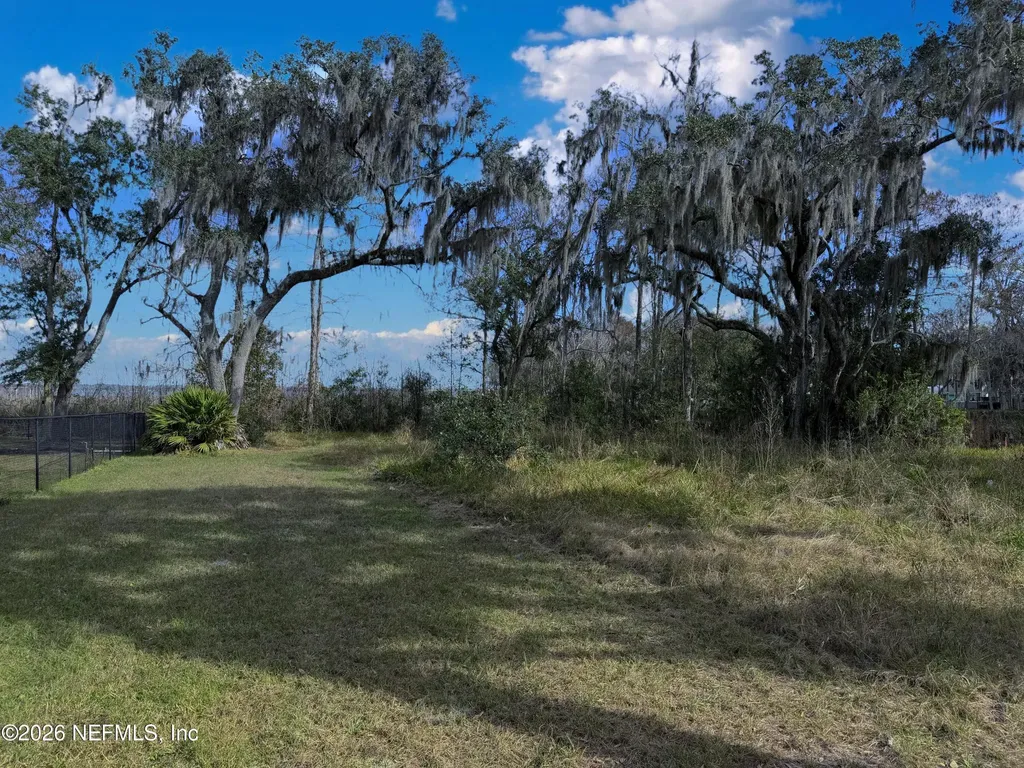 512 Cedar Creek Road Palatka FL 32177
