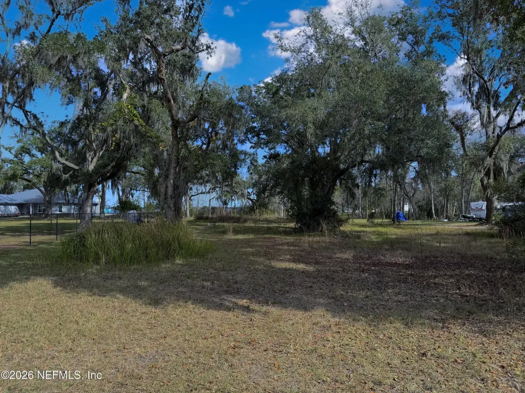 512 Cedar Creek Road Palatka FL 32177