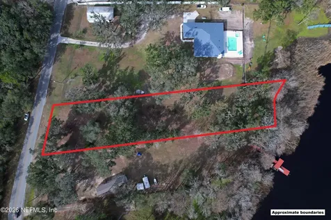 512 Cedar Creek Road Palatka FL 32177
