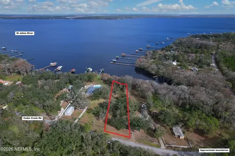 512 Cedar Creek Road Palatka FL 32177