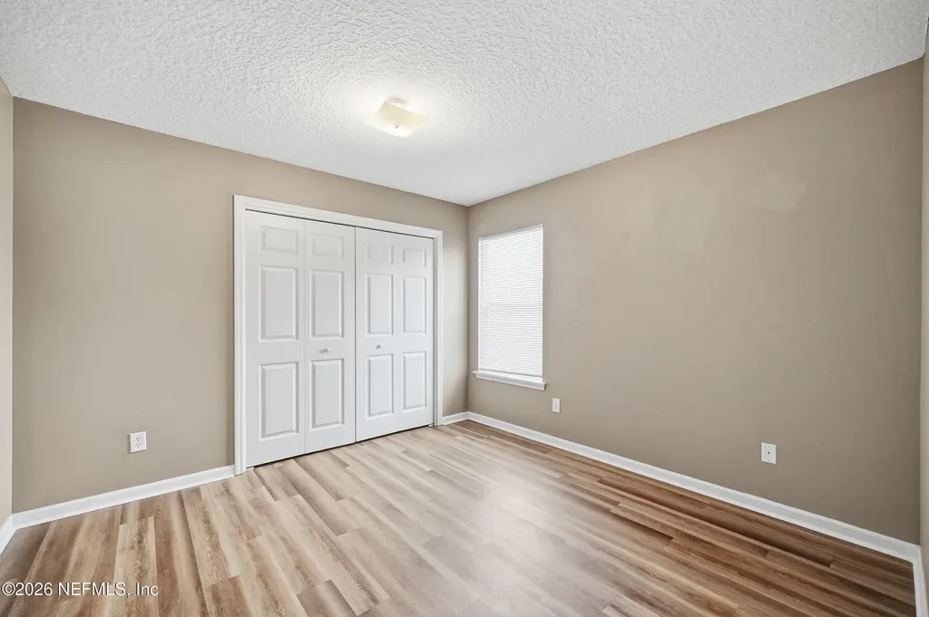 1109 Seattle Slew Lane Jacksonville FL 32218