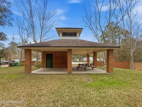 1109 Seattle Slew Lane Jacksonville FL 32218
