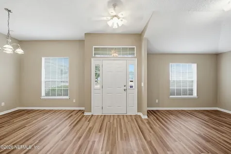 1109 Seattle Slew Lane Jacksonville FL 32218