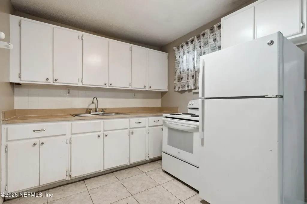 4638 Suffolk Avenue Jacksonville FL 32208
